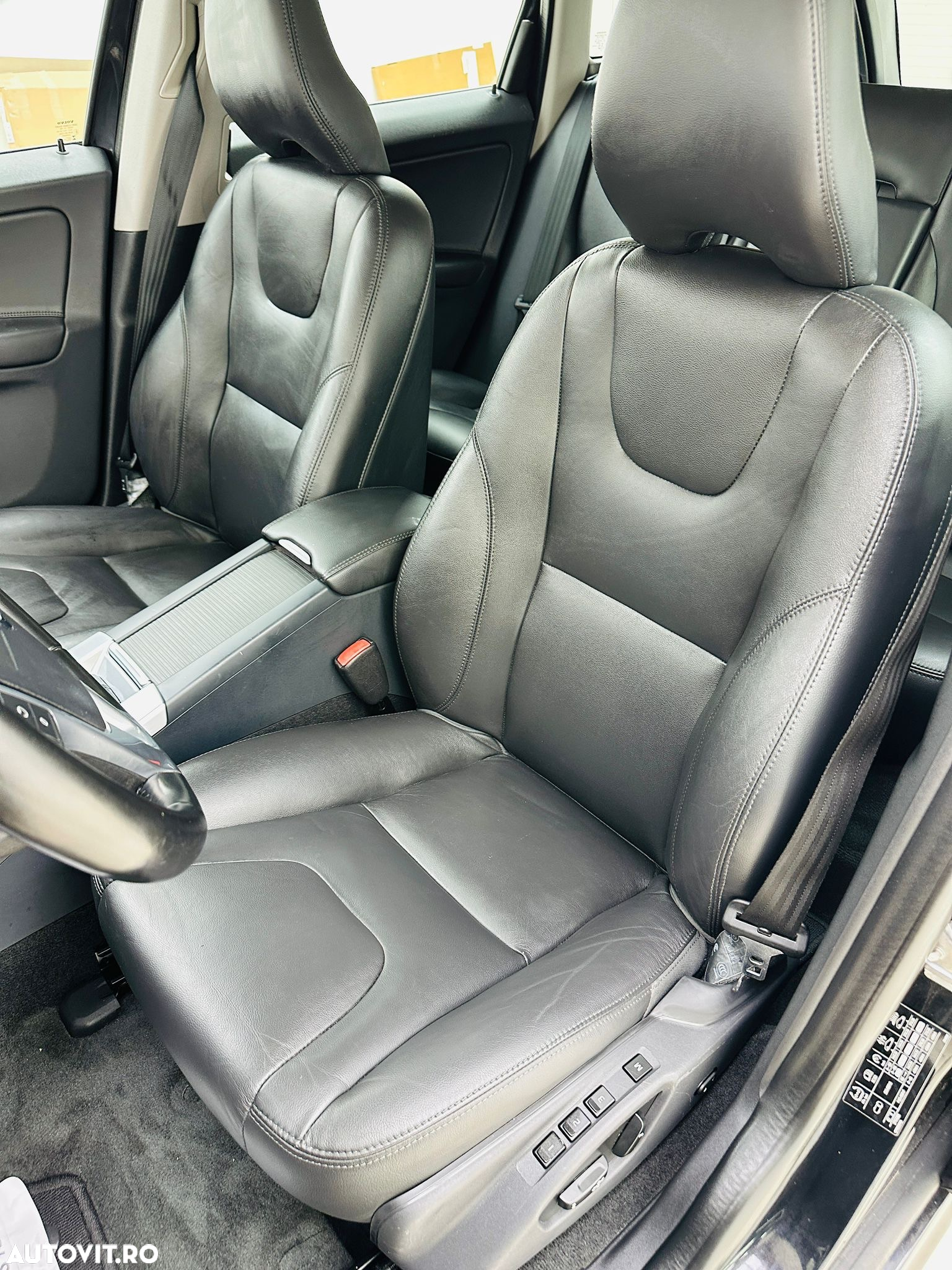 Volvo XC 60 - 16