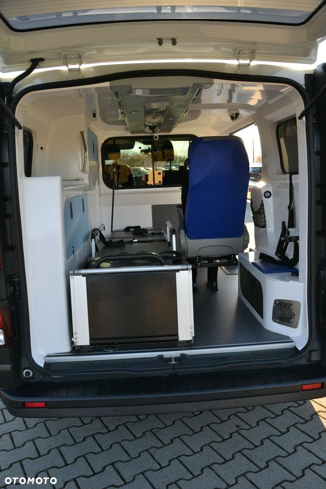 Renault Trafic - 15