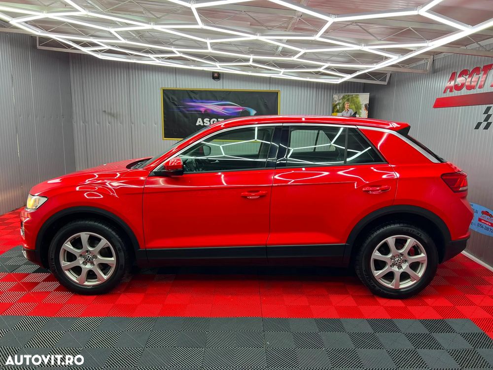 Volkswagen T-Roc - 21