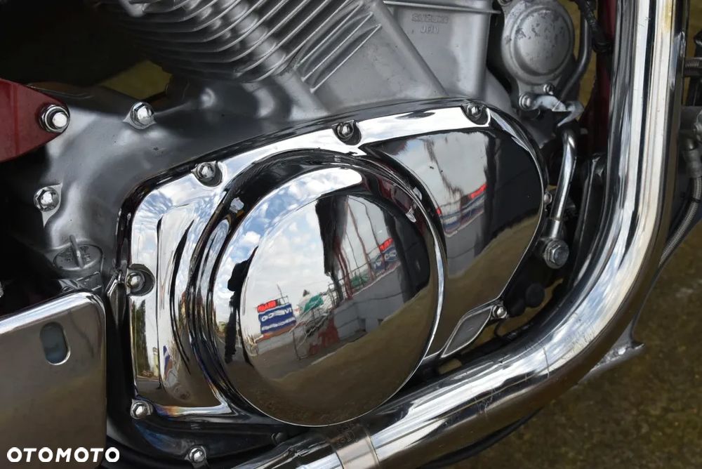 Suzuki Intruder - 37