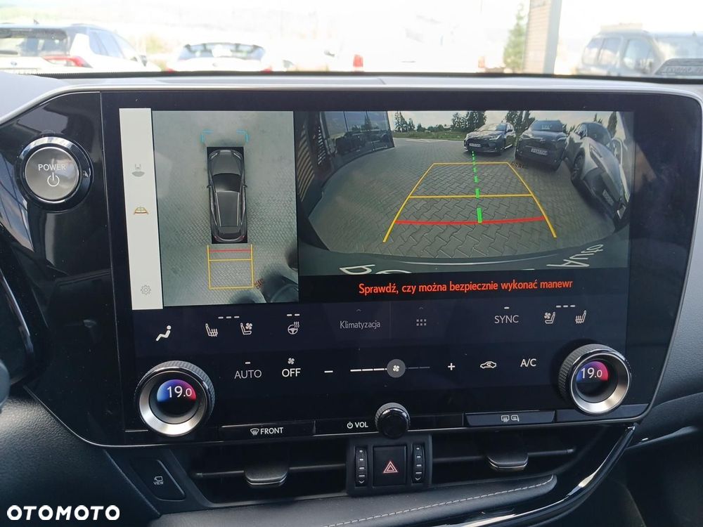 Lexus NX 350h Omotenashi AWD - 14