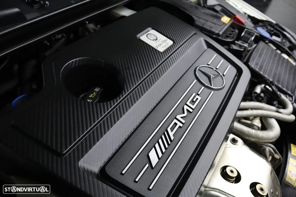 Mercedes-Benz A 45 AMG 4Matic Speedshift 7G-DCT - 11
