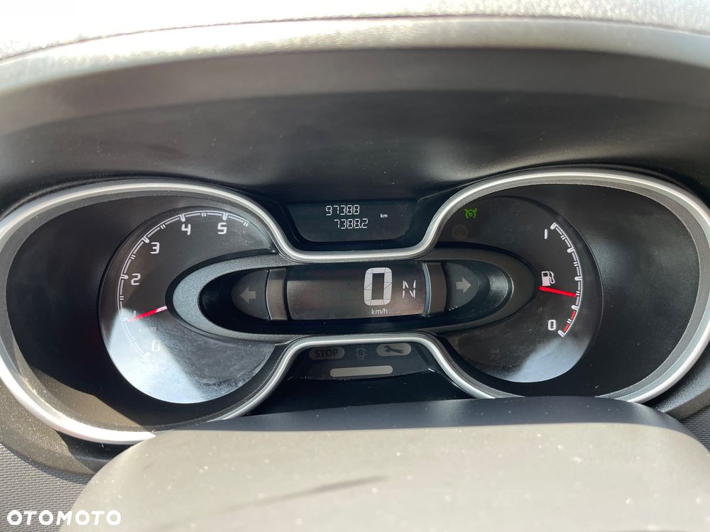 Renault Trafic - 30