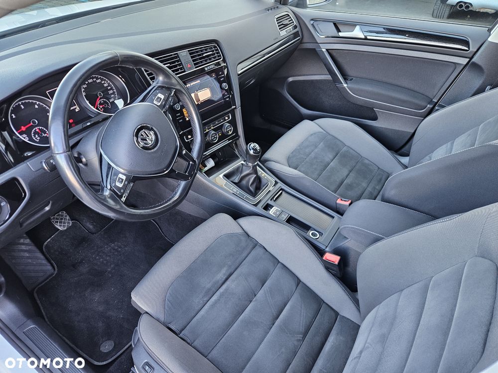Volkswagen Golf 2.0 TDI (BlueMotion Technology) Highline - 22