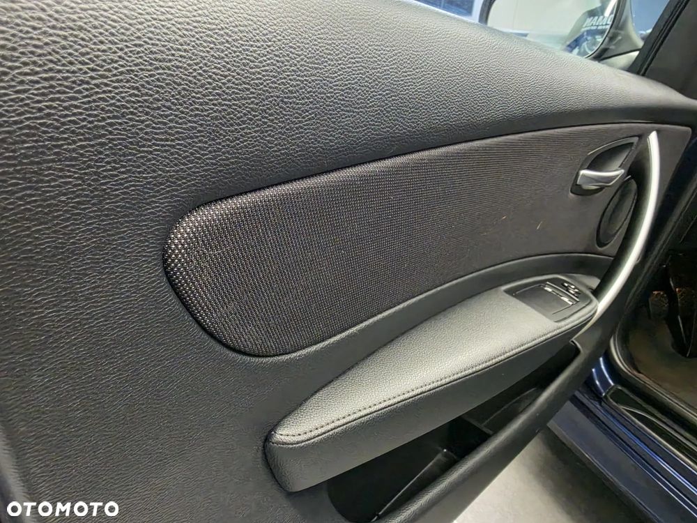BMW Seria 1 118i - 27