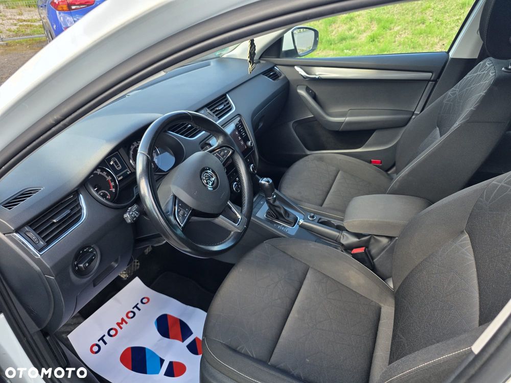 Skoda Octavia 2.0 TDI DSG Clever - 13