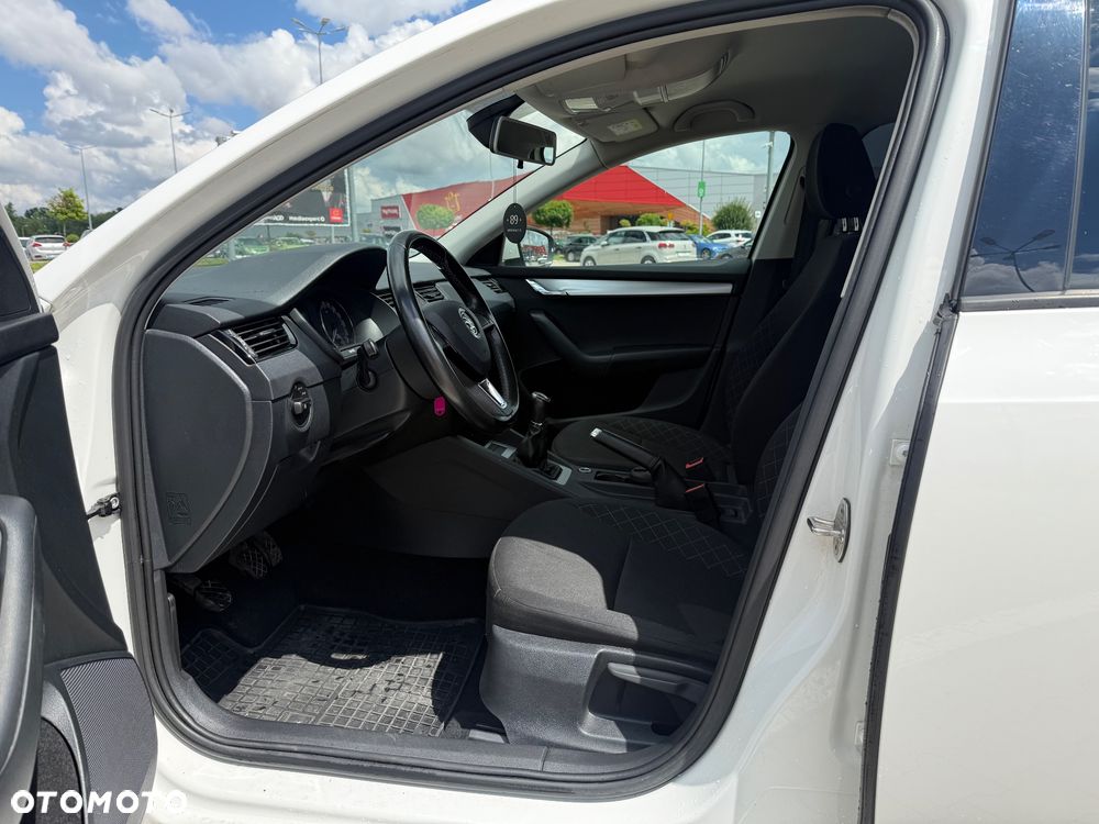 Skoda Octavia 1.6 TDI SCR Ambition - 13