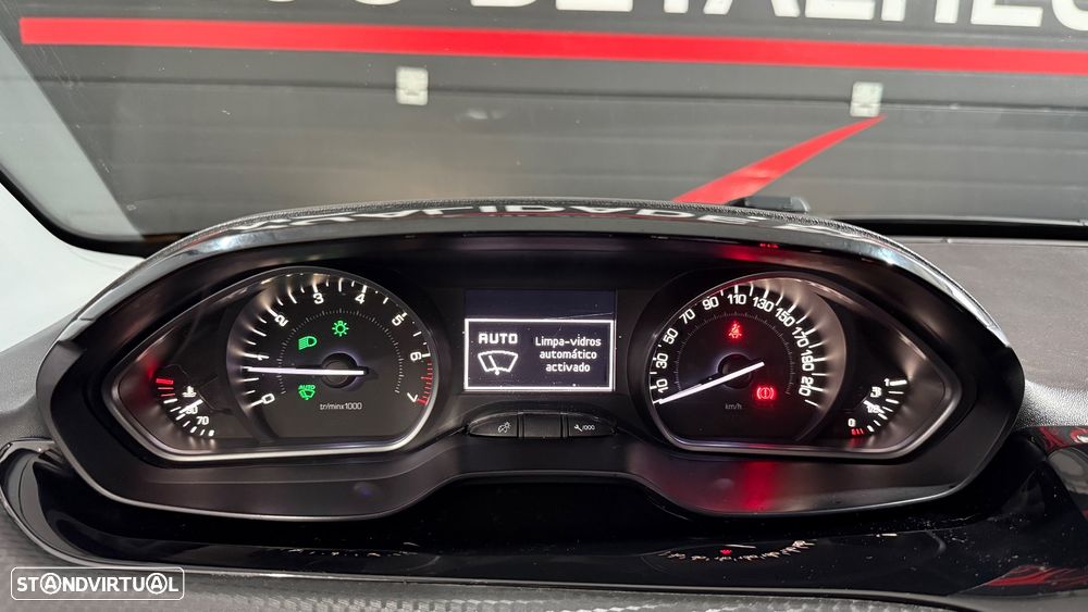 Peugeot 208 1.2 PureTech GT Line - 20