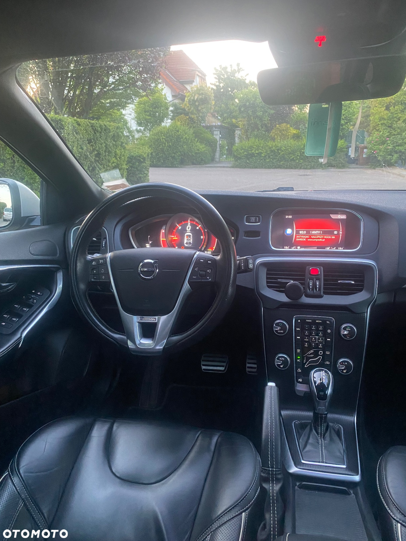 Volvo V40 D3 Drive-E R-Design Momentum - 14