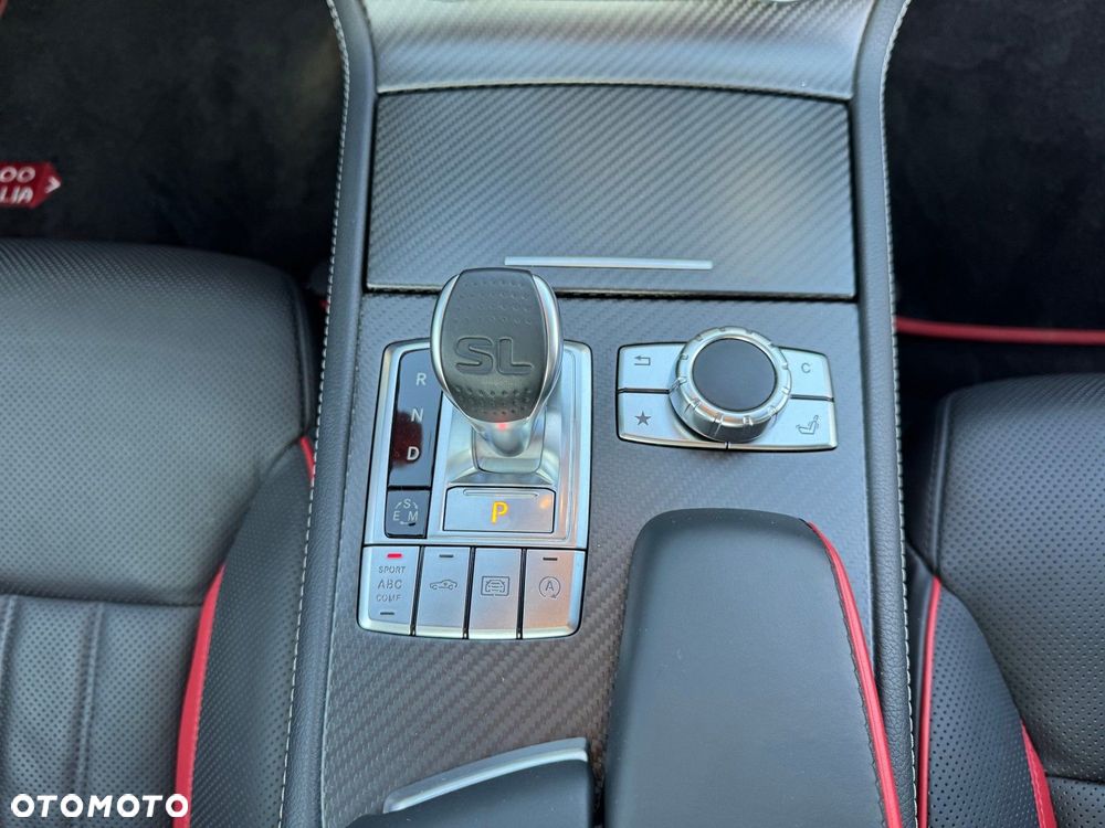 Mercedes-Benz SL - 22