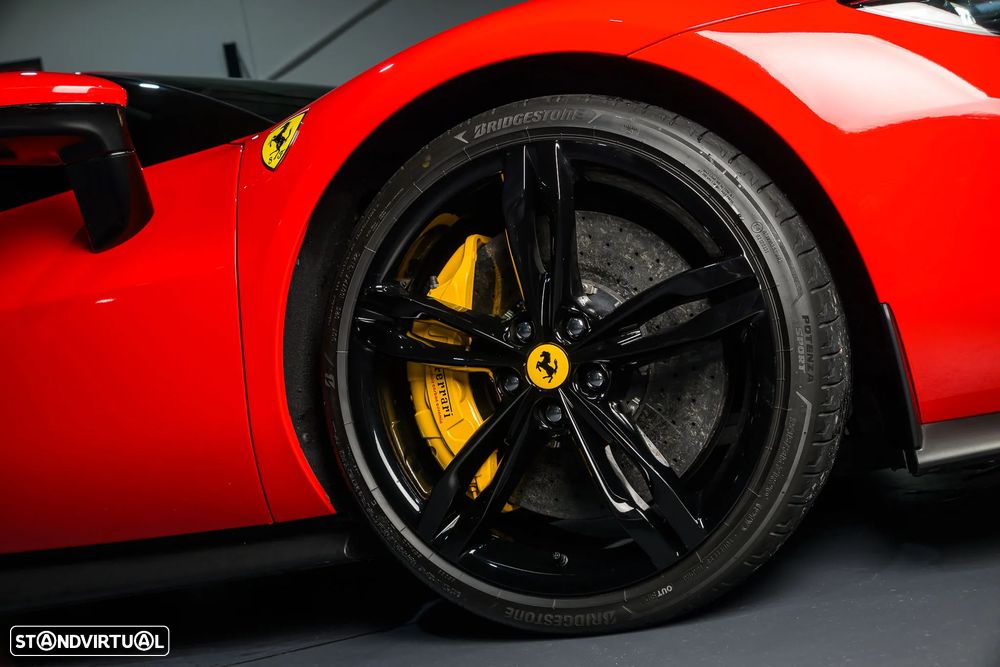 Ferrari 296 GTB - 12