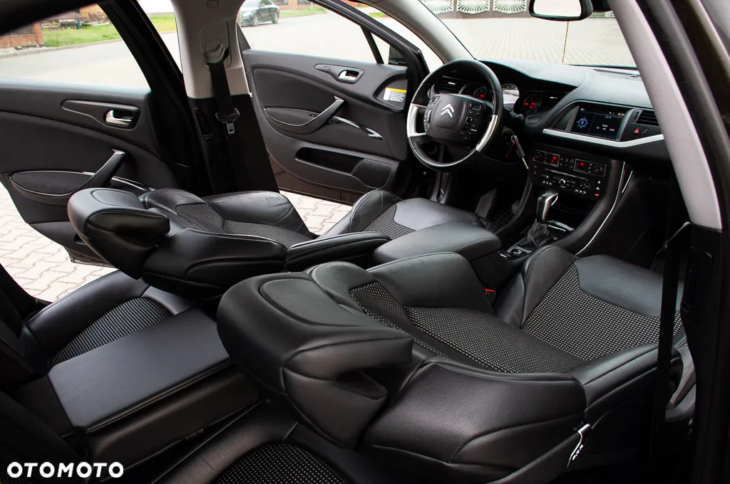Citroën C5 2.0 HDi Exclusive - 26