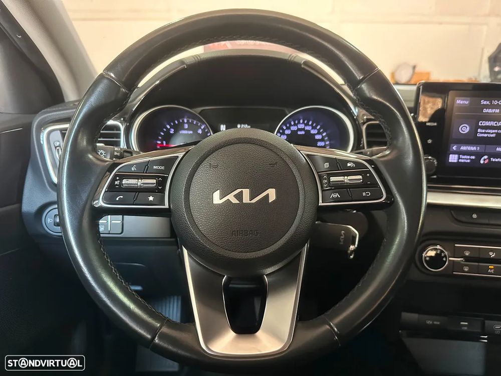 Kia Ceed SW - 12
