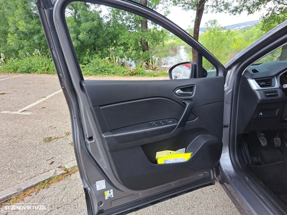 Renault Captur 1.0 TCe Zen Bi-Fuel - 11