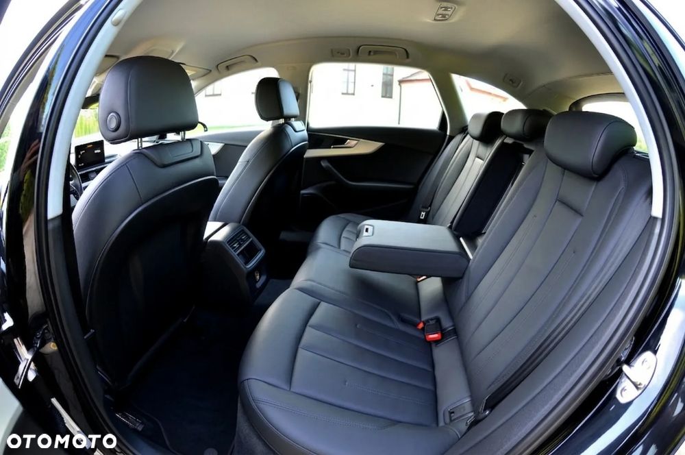 Audi A4 Avant 2.0 TDI Design - 18