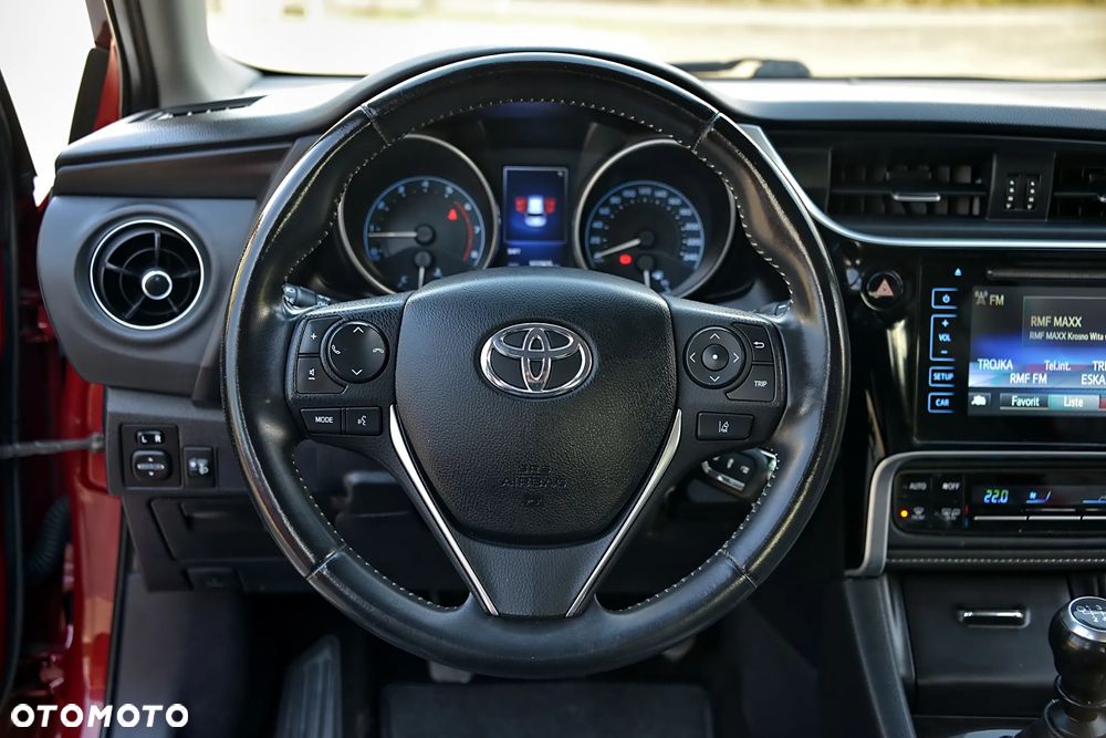 Toyota Auris 1.2 T Dynamic - 32