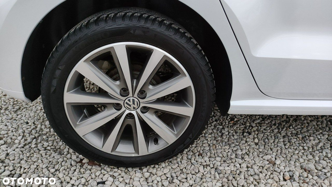 Volkswagen Polo - 23