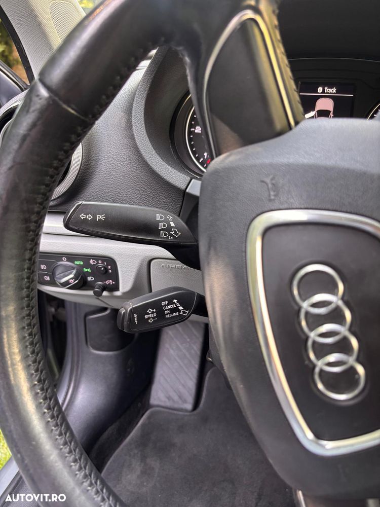 Audi A3 Sportback 1.6 TDI clean Stronic Ambiente - 12