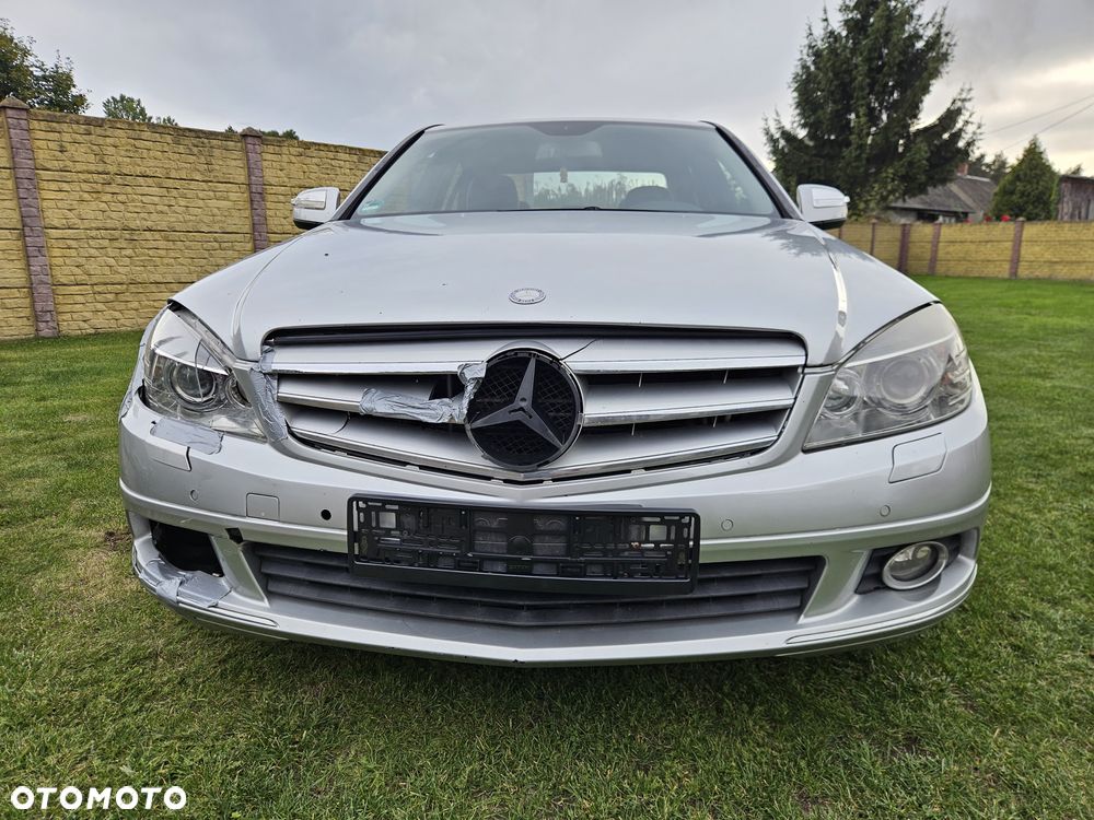 Mercedes-Benz Klasa C 320 CDI DPF 7G-TRONIC Elegance - 7