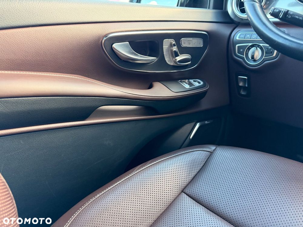 Mercedes-Benz Klasa V 250 BlueTEC Edition 1 7G-Tronic (d³ugi) - 18