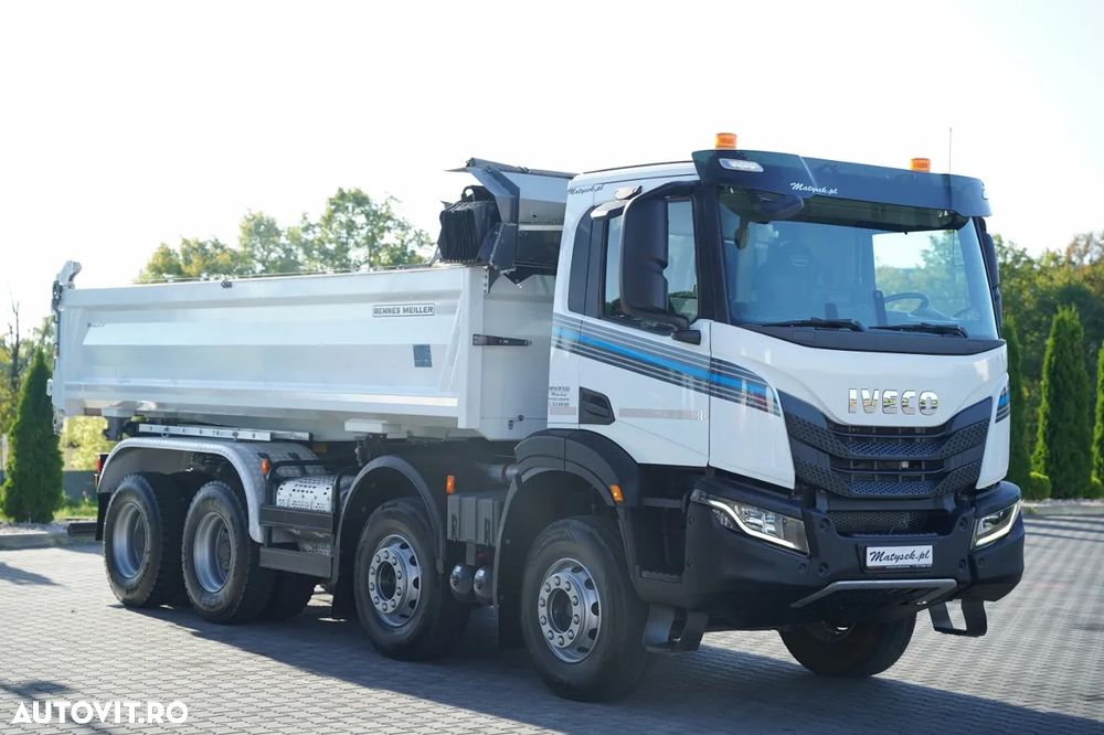 Iveco X-WAY 480 / 8X4 / BASCULATOR DUBLU / BANCĂ LATERALĂ HIDRODOXICĂ / PERDĂ ELECTRICĂ / ANVELOPE 100% / - 15
