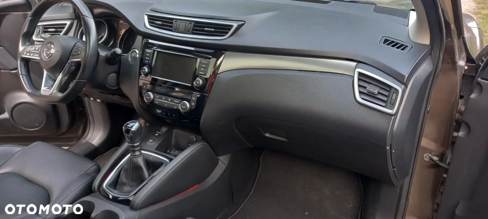 Nissan Qashqai 1.3 DIG-T Tekna - 11