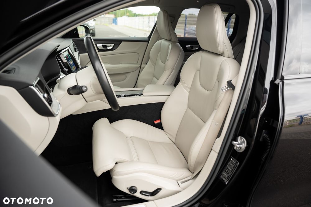 Volvo V60 B3 B Geartronic Inscription - 25