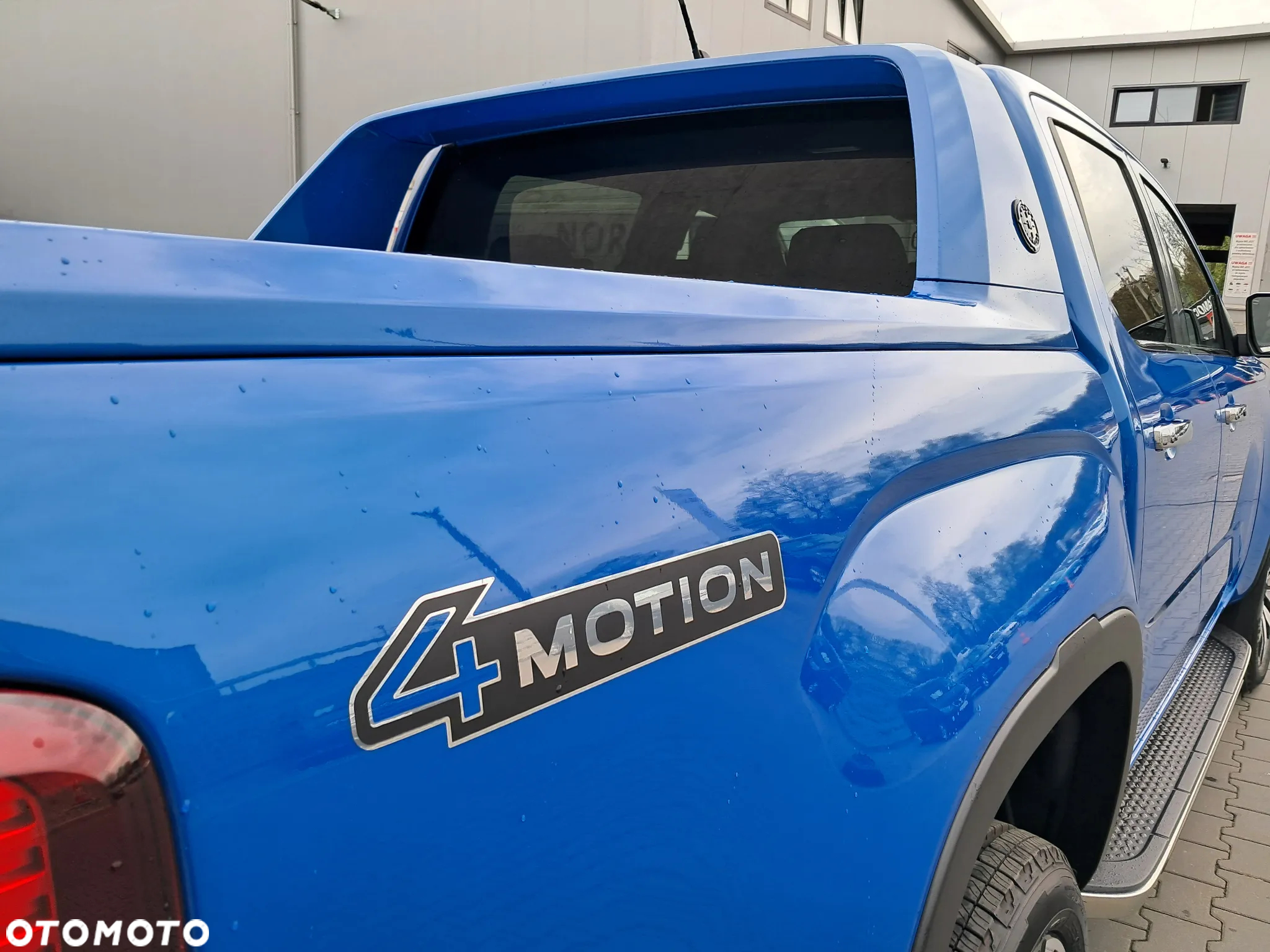 Volkswagen Amarok 3.0 V6 TDI 4Mot Aventura - 8
