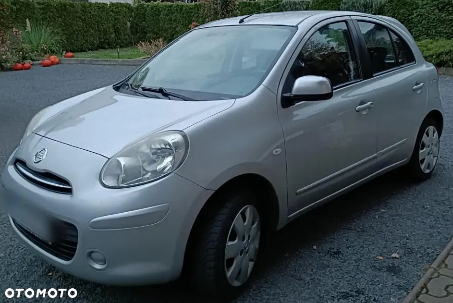 Nissan Micra - 1