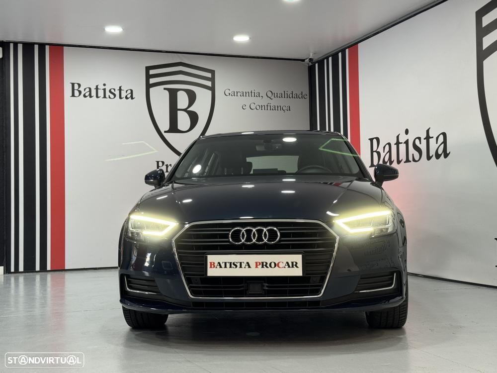 Audi A3 Sportback 30 TFSI Design - 13