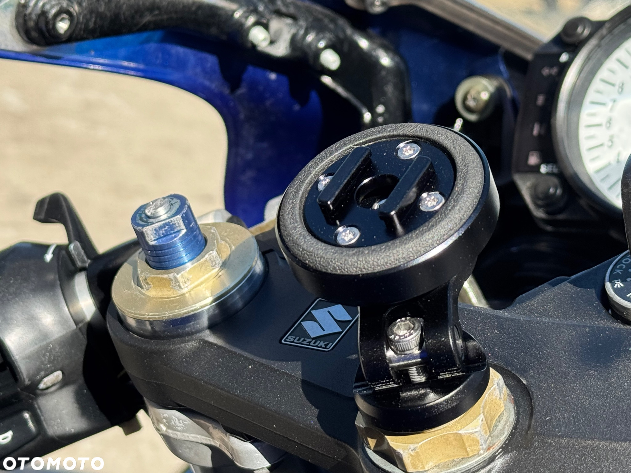 Suzuki GSX-R - 15