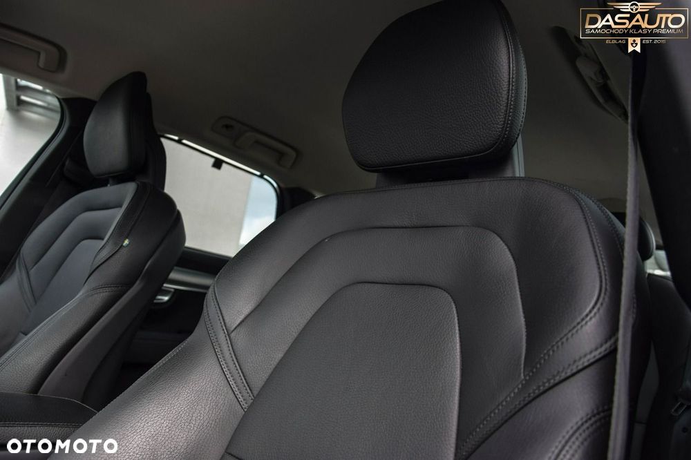 Volvo V90 D5 SCR AWD Inscription - 27