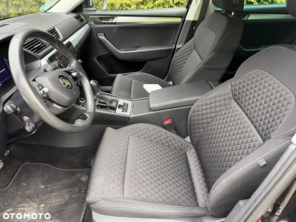 Skoda Superb 2.0 TDI Style DSG7 - 13