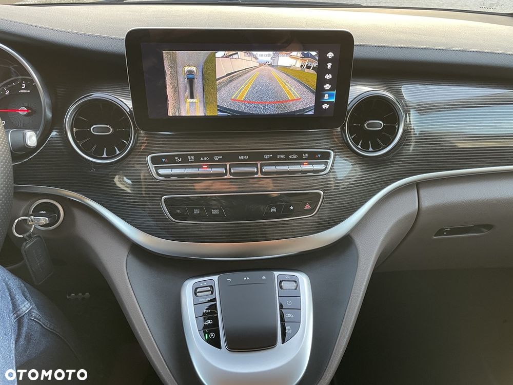 Mercedes-Benz Klasa V 300 d 4-Matic Avantgarde 9G-Tronic (ekstra d³) - 30