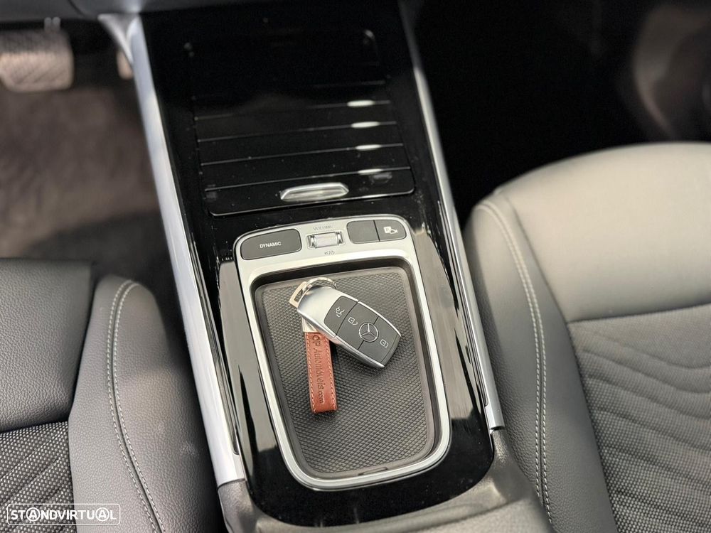 Mercedes-Benz GLA 250 e Progressive - 11