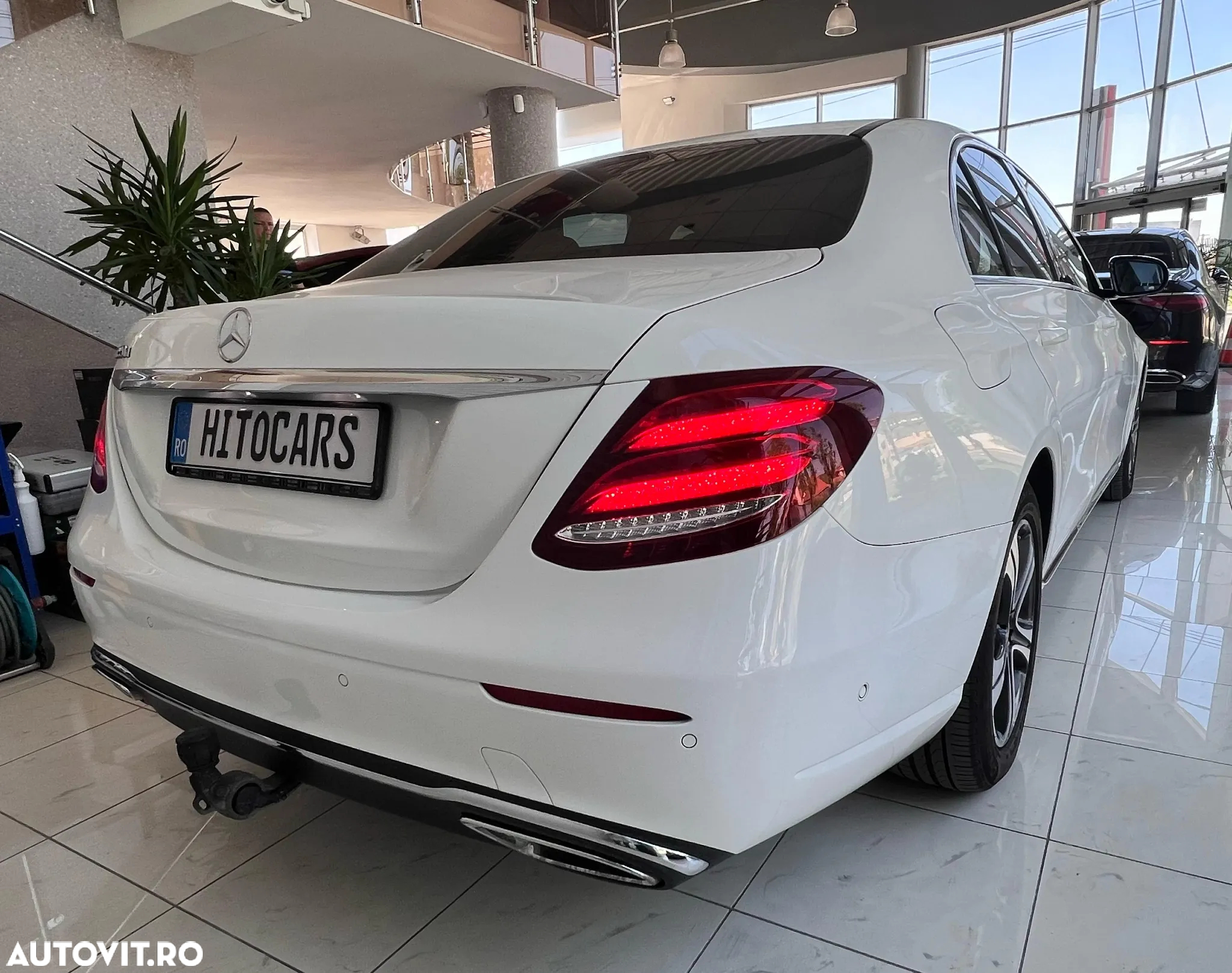 Mercedes-Benz E - 5