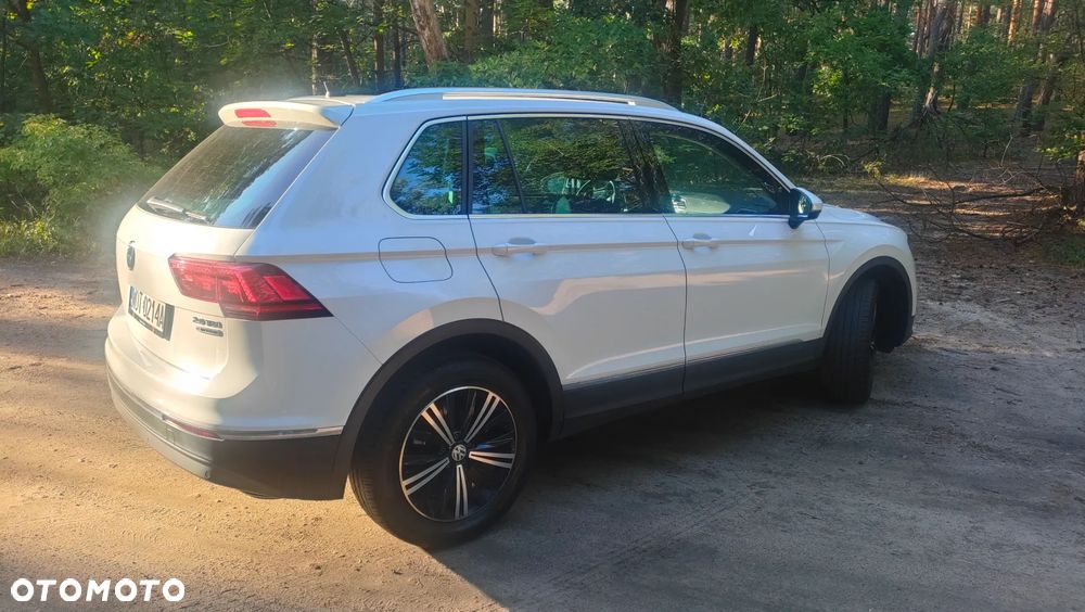 Volkswagen Tiguan - 4