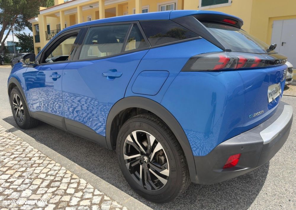 Peugeot e-2008 50 kWh Active Pack - 3