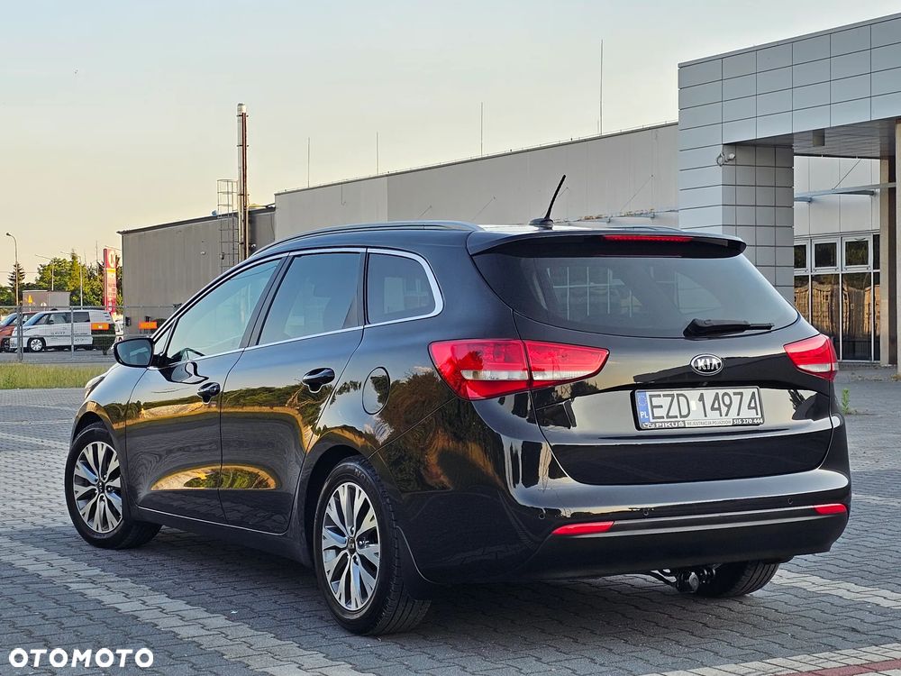Kia Ceed 1.6 GDI XL DCT - 9
