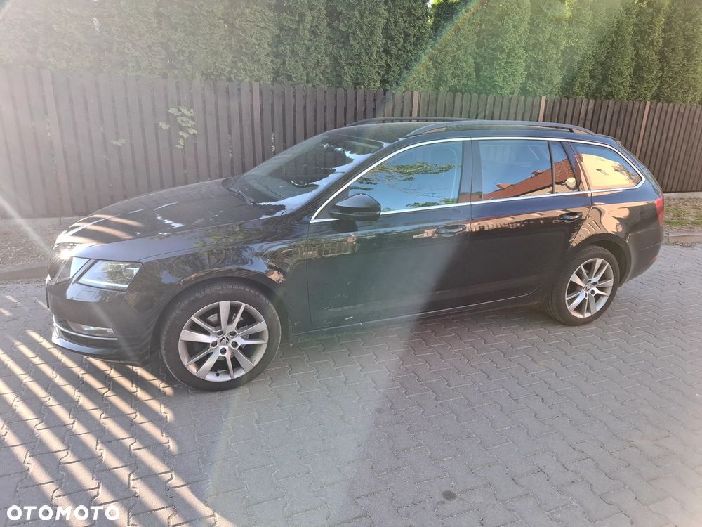 Skoda Octavia 2.0 TDI SCR Style DSG - 3