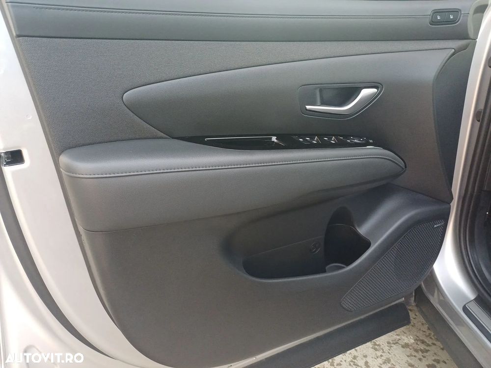 Hyundai Tucson 1.6 l 215 CP 4WD 6AT HEV Luxury - 10