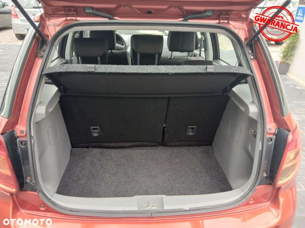 Suzuki SX4 - 29