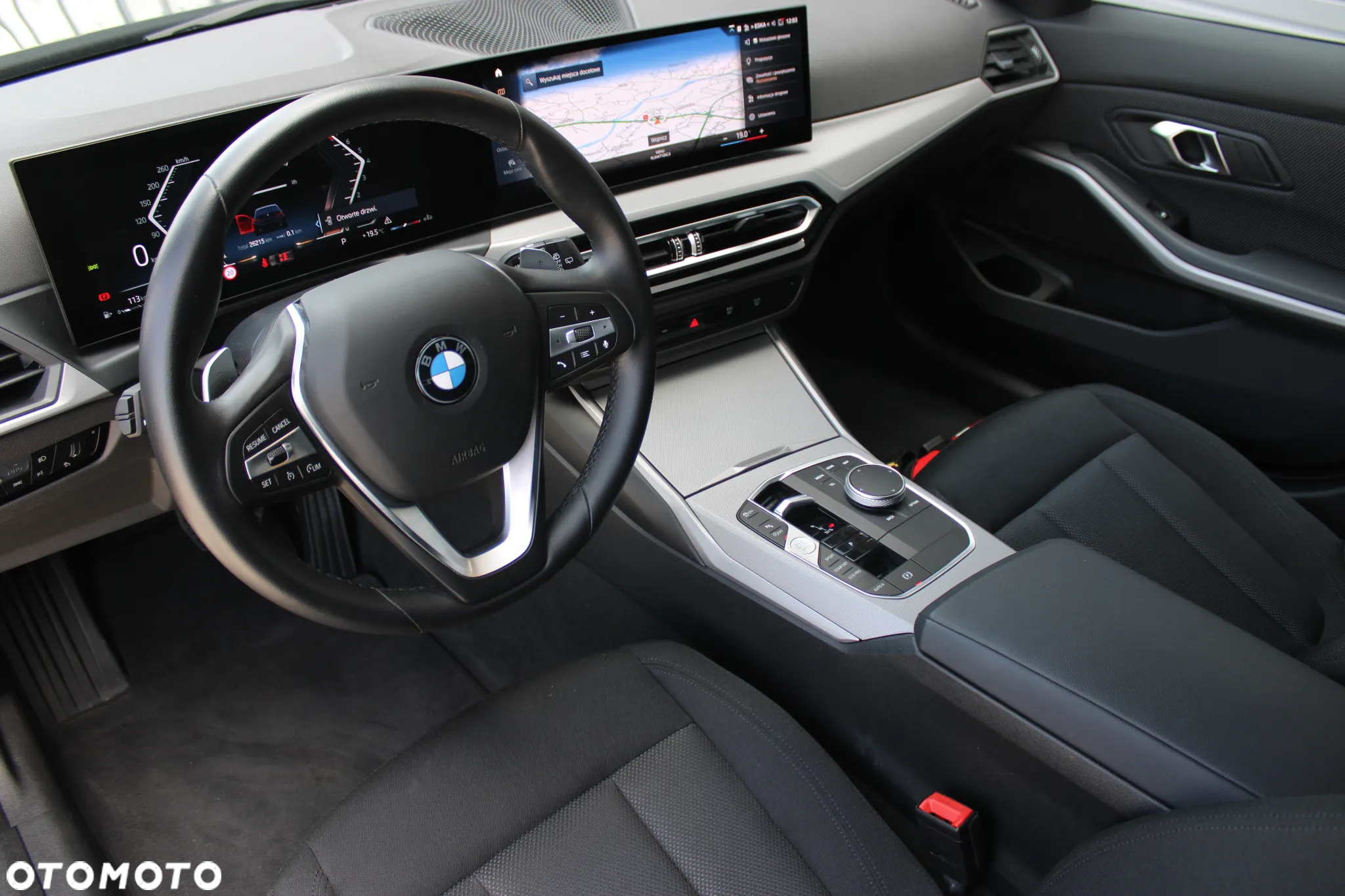 BMW Seria 3 318i - 14