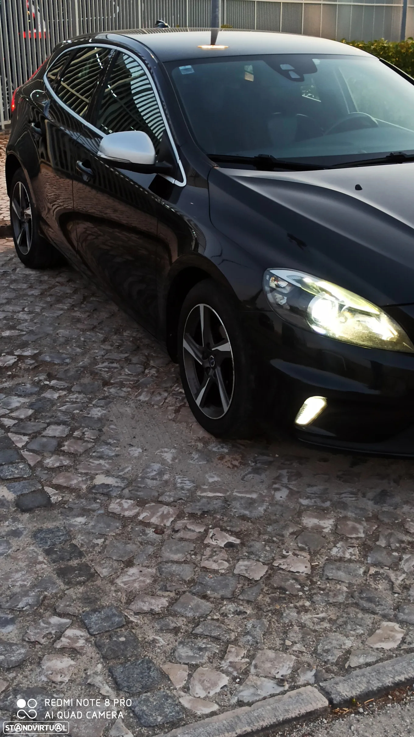Volvo V40 2.0 D2 R-Design - 3