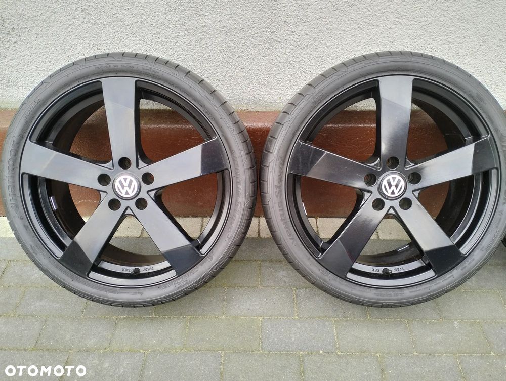 235 35 19 / Seat Leon VW Golf Caddy Touran Passat Skoda Octavia / 5x112 POLECAM / 5G0 / 5H0 - 2