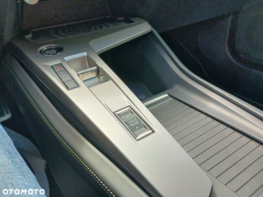 Peugeot 408 - 27