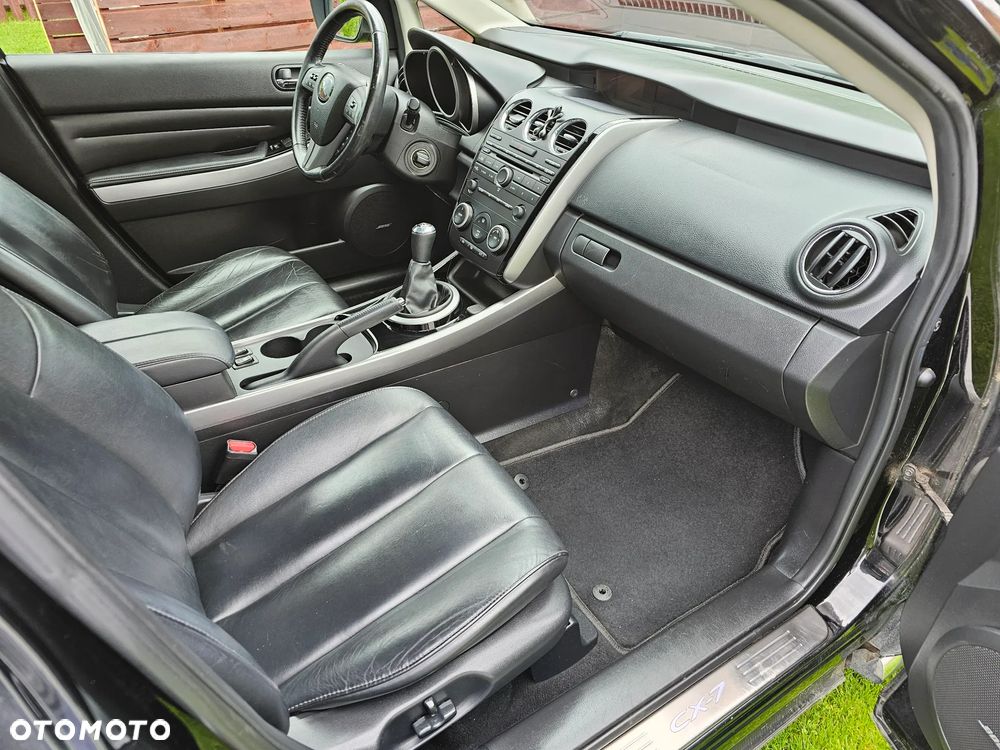 Mazda CX-7 2.2 CD Exclusive + - 9