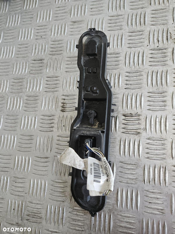 Dacia Dokker wkład lampy lewy tył