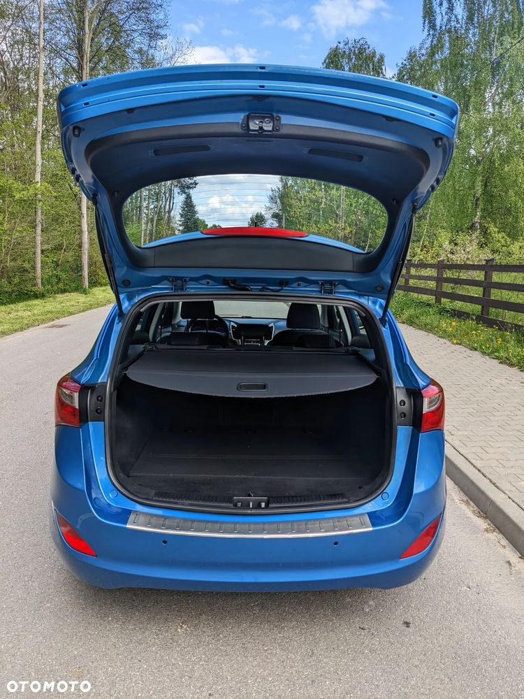 Hyundai i30 1.4 CRDi Premium - 22