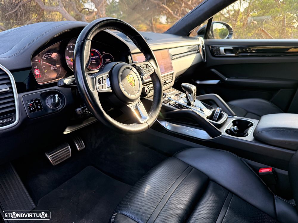 Porsche Cayenne Coupé Turbo S E-Hybrid Tiptronic S - 8